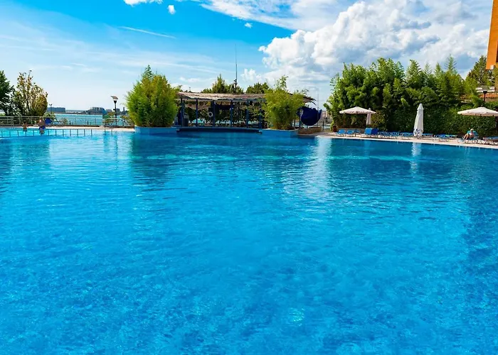 Sea View - Aheloy Apartment Rawda