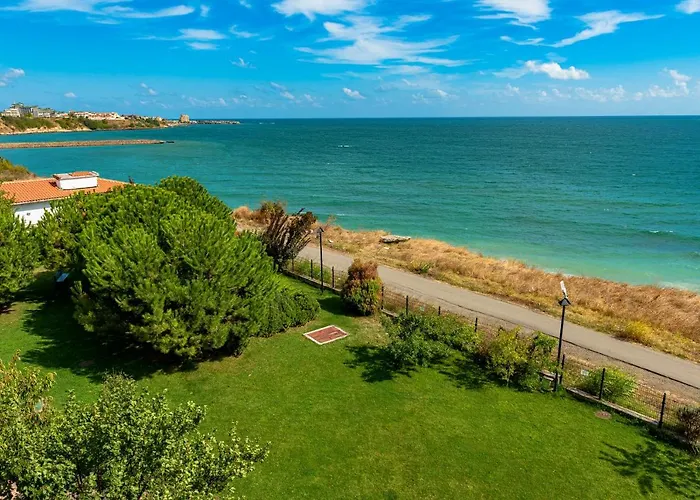 Apartment Sea View - Aheloy Rawda